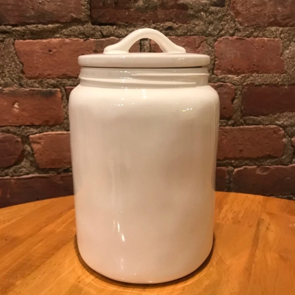 Mystery canister